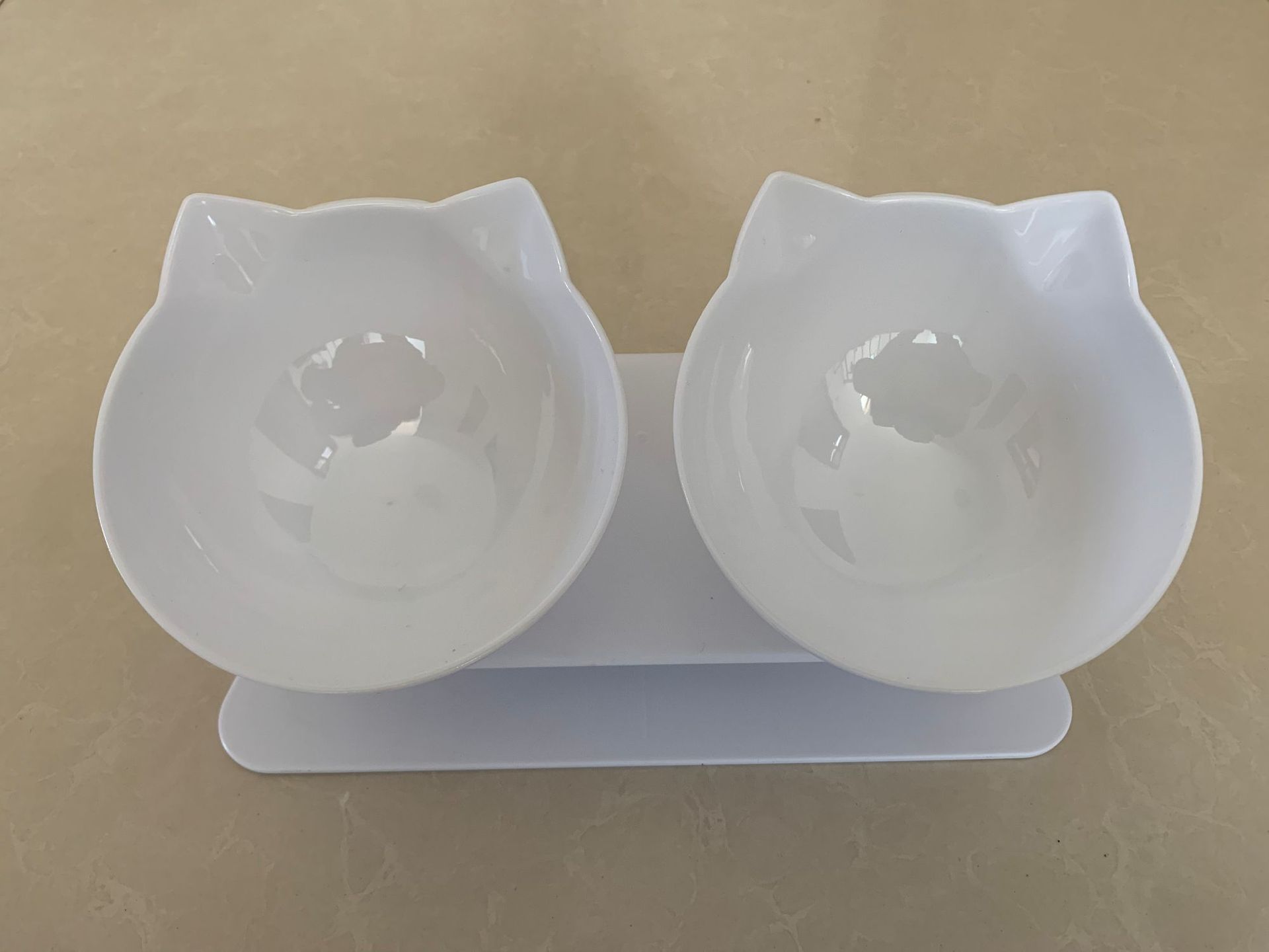 Adjustable Elevated Pet Feeding Bowl