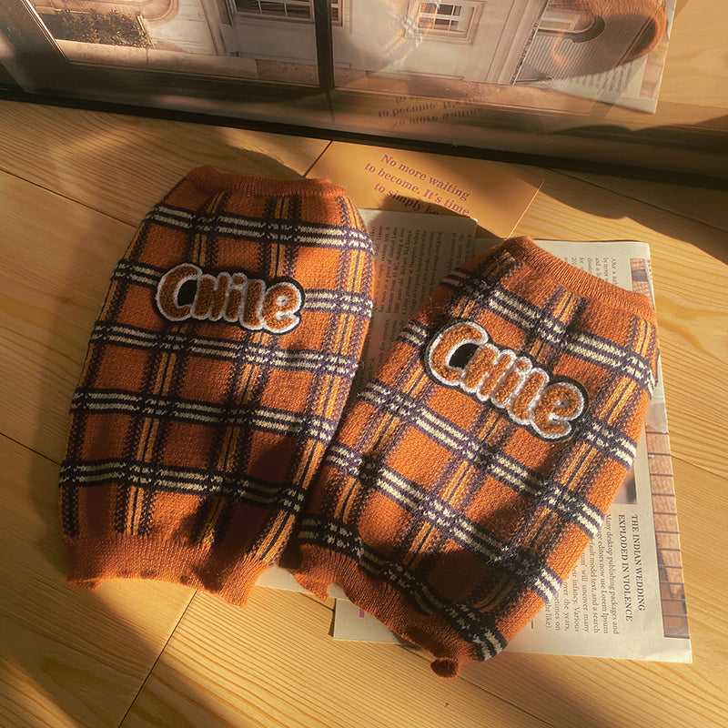 Vintage Plaid Fashion Pet Sweater Clothes