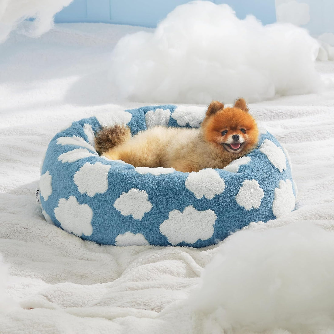 Round Plush Calming Pet Bed With Anti Slip Bottom