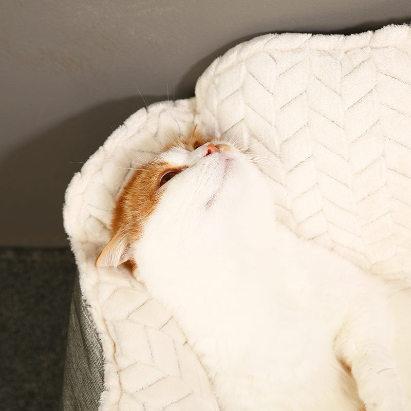 Thick Petal Style Autumn Winter Pet Sleeping Nest
