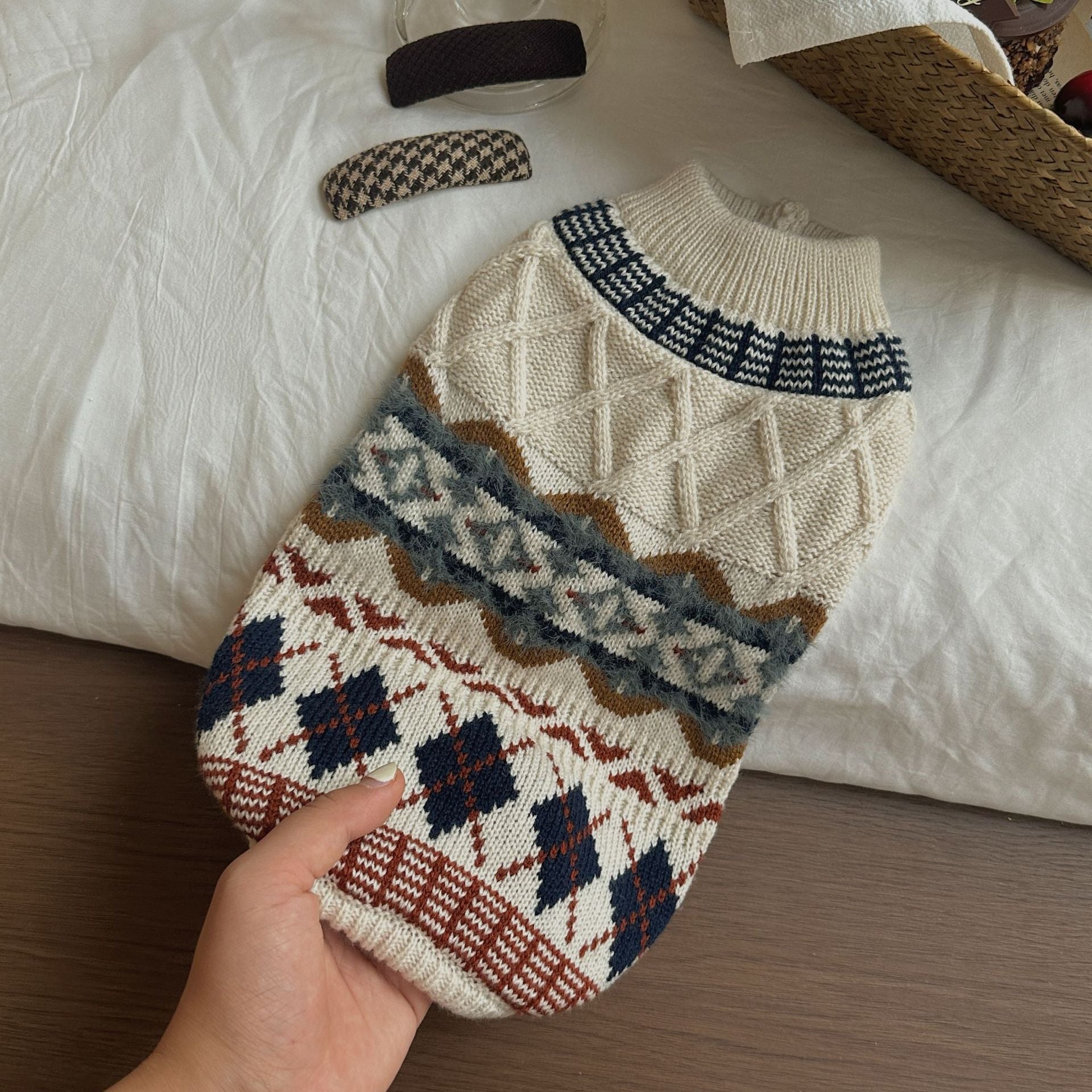 Autumn Winter Fashion Pet Sweater Clothes